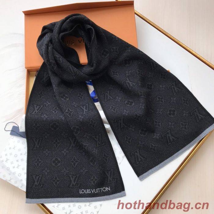 Louis Vuitton Scarf LV00024